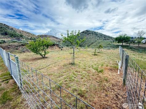 92 Crumbacher Road Tonasket WA 98855