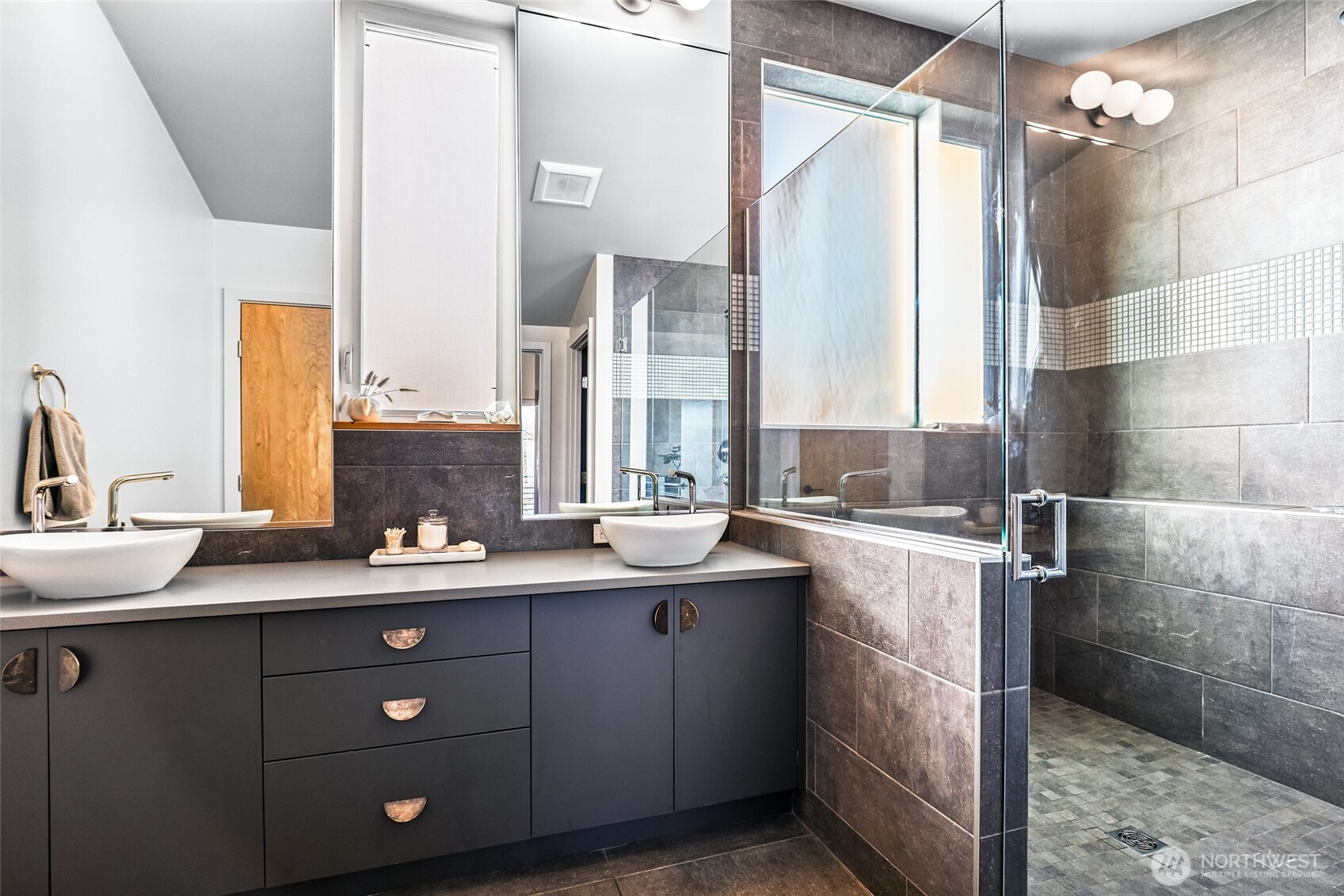 3220 Franklin Avenue E Seattle WA 98102