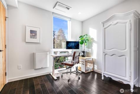 3220 Franklin Avenue E Seattle WA 98102