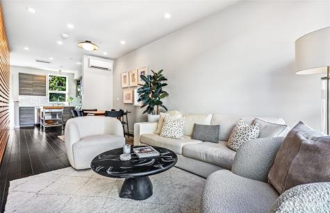 3220 Franklin Avenue E Seattle WA 98102