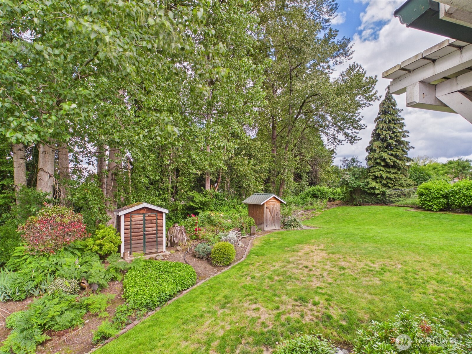 801 9th Avenue NW Puyallup WA 98371