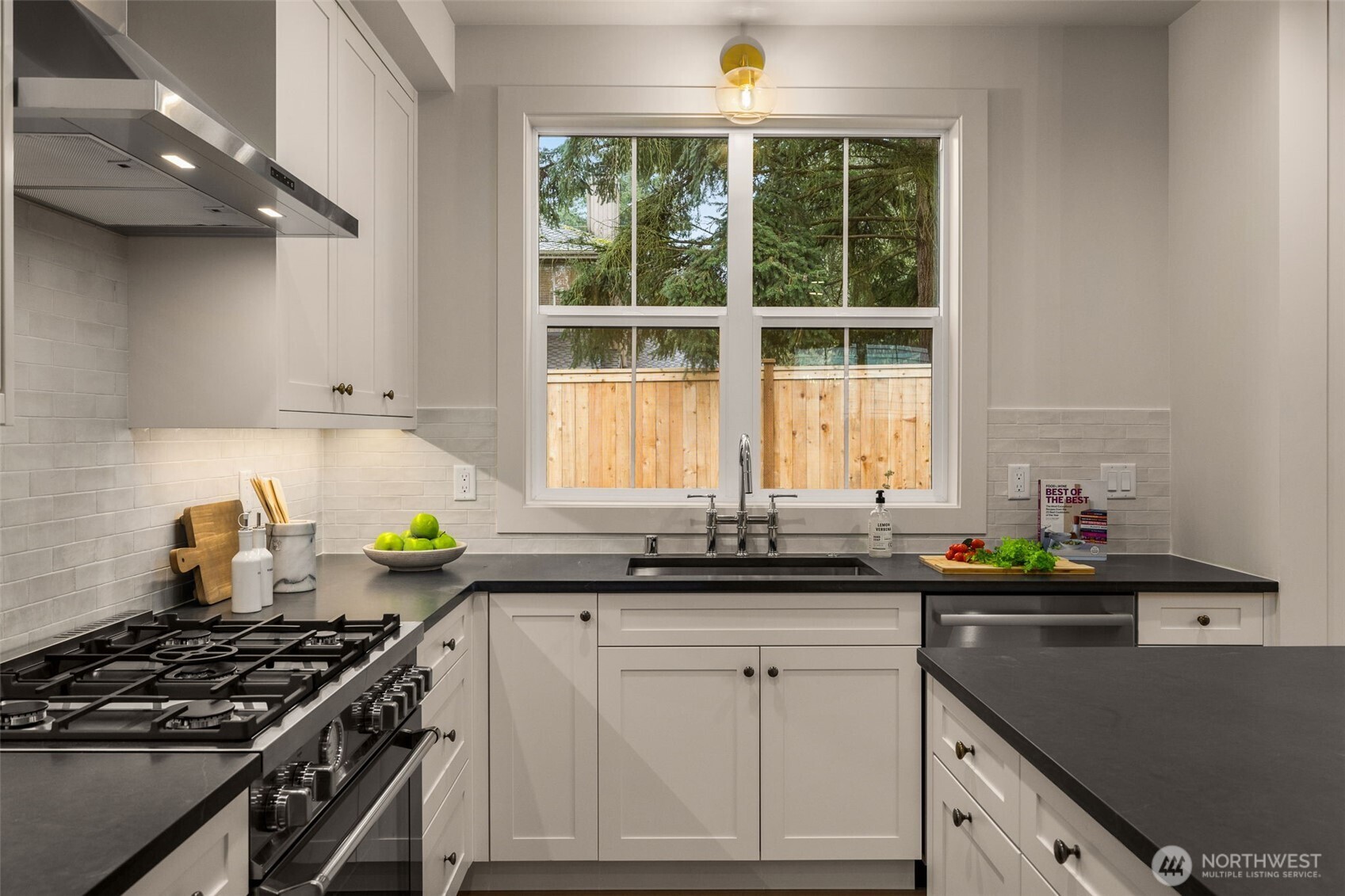 10618 NE 54th Lane Kirkland WA 98033