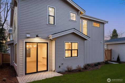 10618 NE 54th Lane Kirkland WA 98033