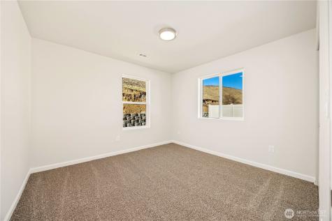 358 Ives Street Pateros WA 98846