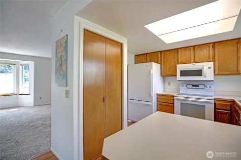 740 Commodore Lane Camano Island WA 98282