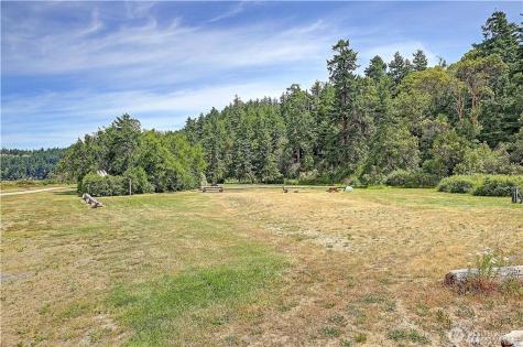 740 Commodore Lane Camano Island WA 98282