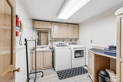 10620 Rainier Ave S Seattle WA 98178