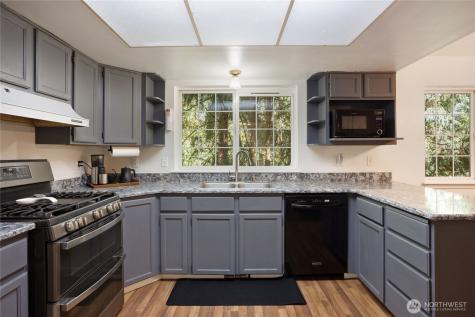 2275 Northlake Way NW Bremerton WA 98312