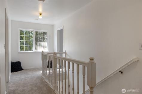 2275 Northlake Way NW Bremerton WA 98312