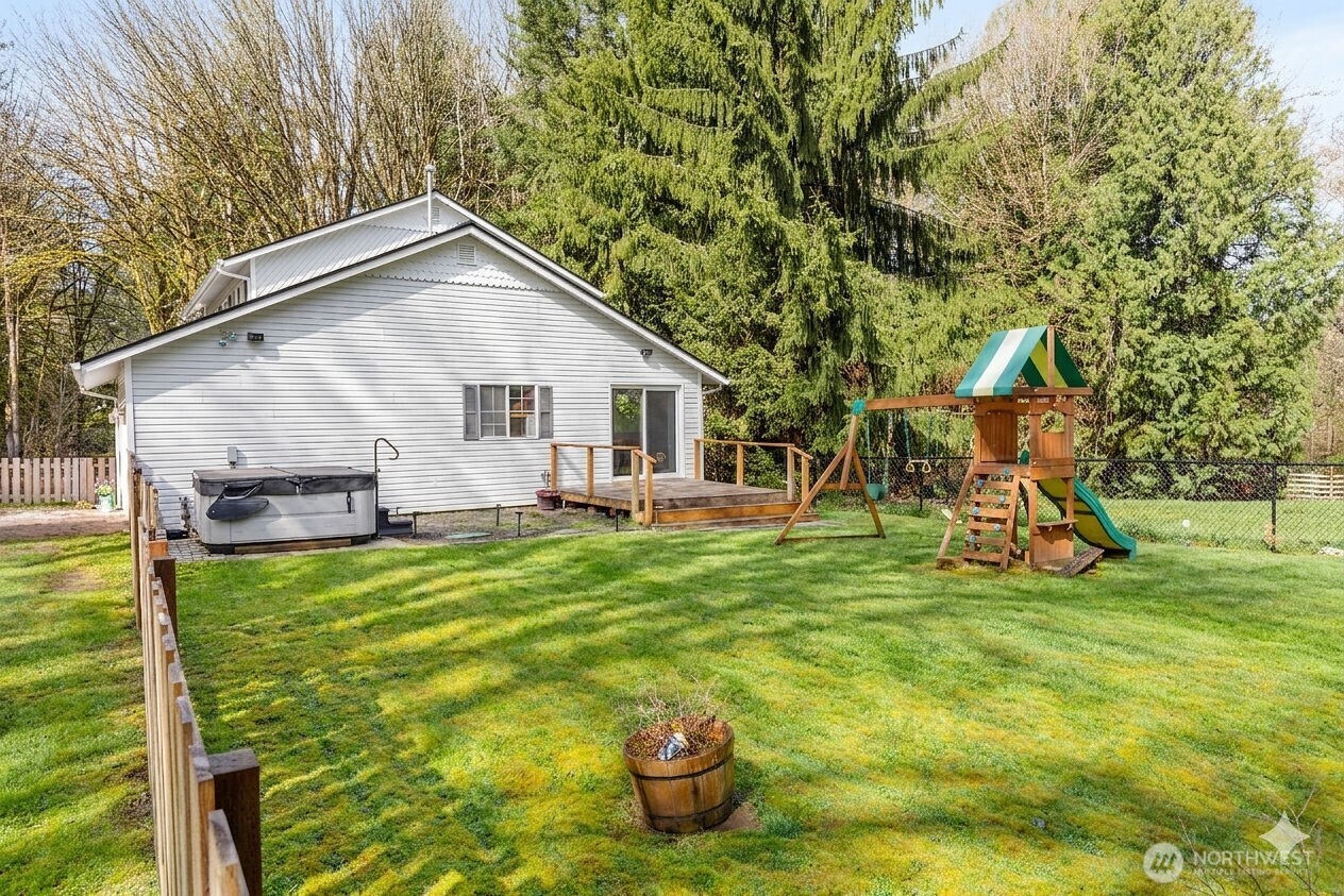 2275 Northlake Way NW Bremerton WA 98312