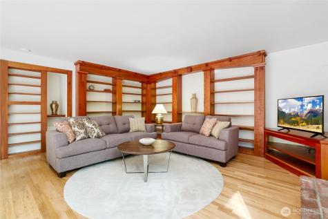 3903 142nd Place NE Bellevue WA 98007