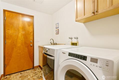 3903 142nd Place NE Bellevue WA 98007