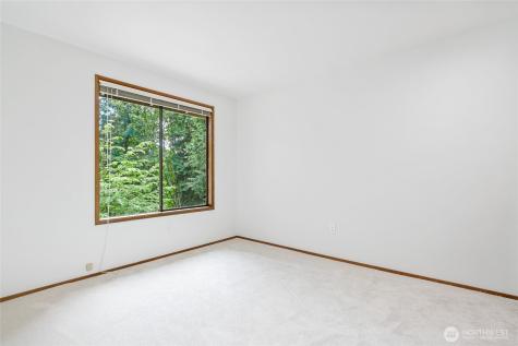 3903 142nd Place NE Bellevue WA 98007