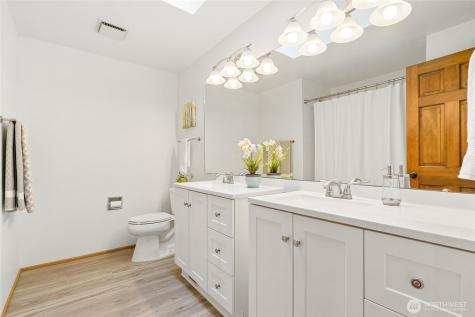 3903 142nd Place NE Bellevue WA 98007