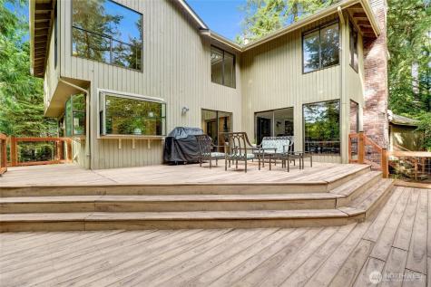 3903 142nd Place NE Bellevue WA 98007