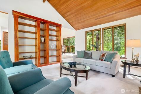 3903 142nd Place NE Bellevue WA 98007