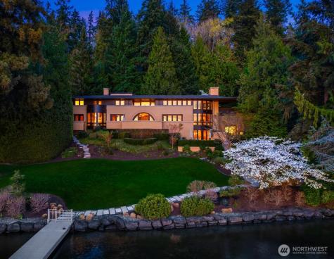 415 Shoreland Drive SE Bellevue WA 98004