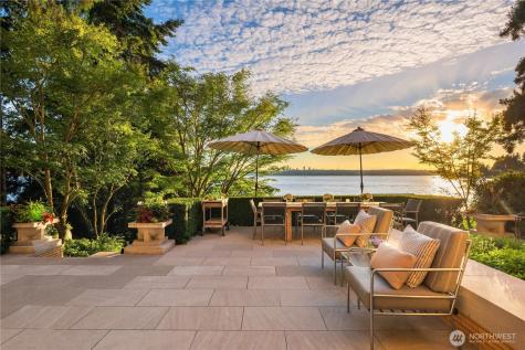 415 Shoreland Drive SE Bellevue WA 98004