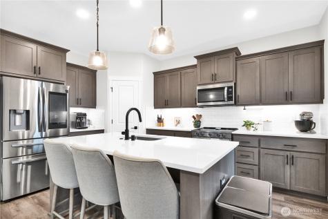 605 Cardinal Avenue Winlock WA 98596