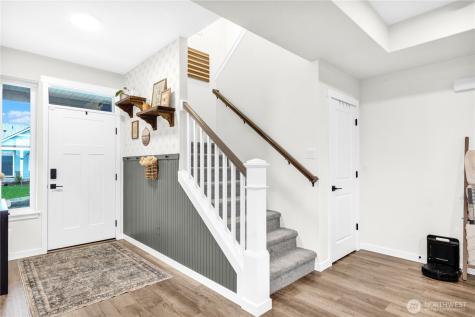 605 Cardinal Avenue Winlock WA 98596
