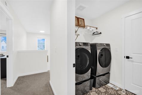 605 Cardinal Avenue Winlock WA 98596