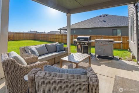 605 Cardinal Avenue Winlock WA 98596