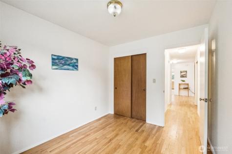 2531 NE 204th Street Shoreline WA 98155