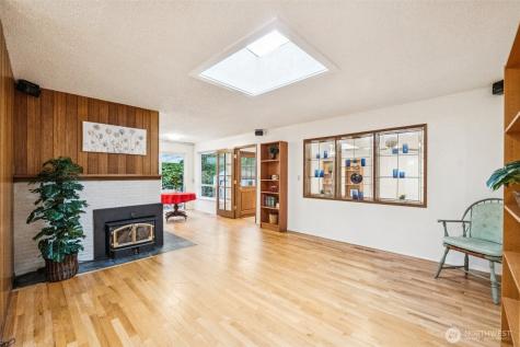 2531 NE 204th Street Shoreline WA 98155