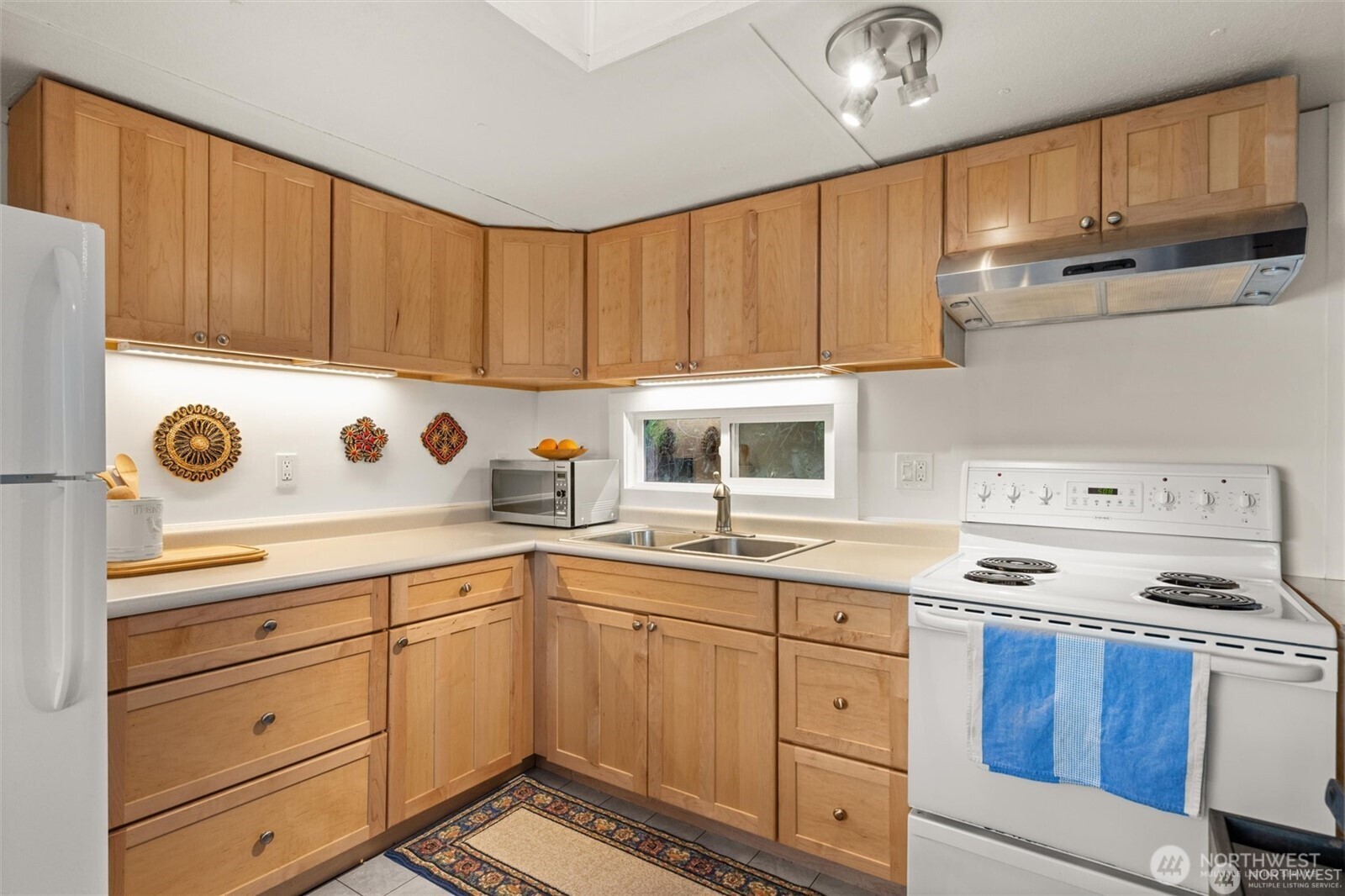 1059 Island Drive Lummi Island WA 98262