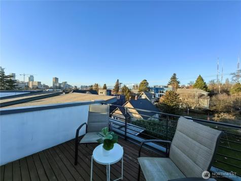 725 17th Avenue Seattle WA 98122