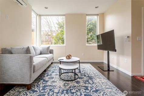 725 17th Avenue Seattle WA 98122