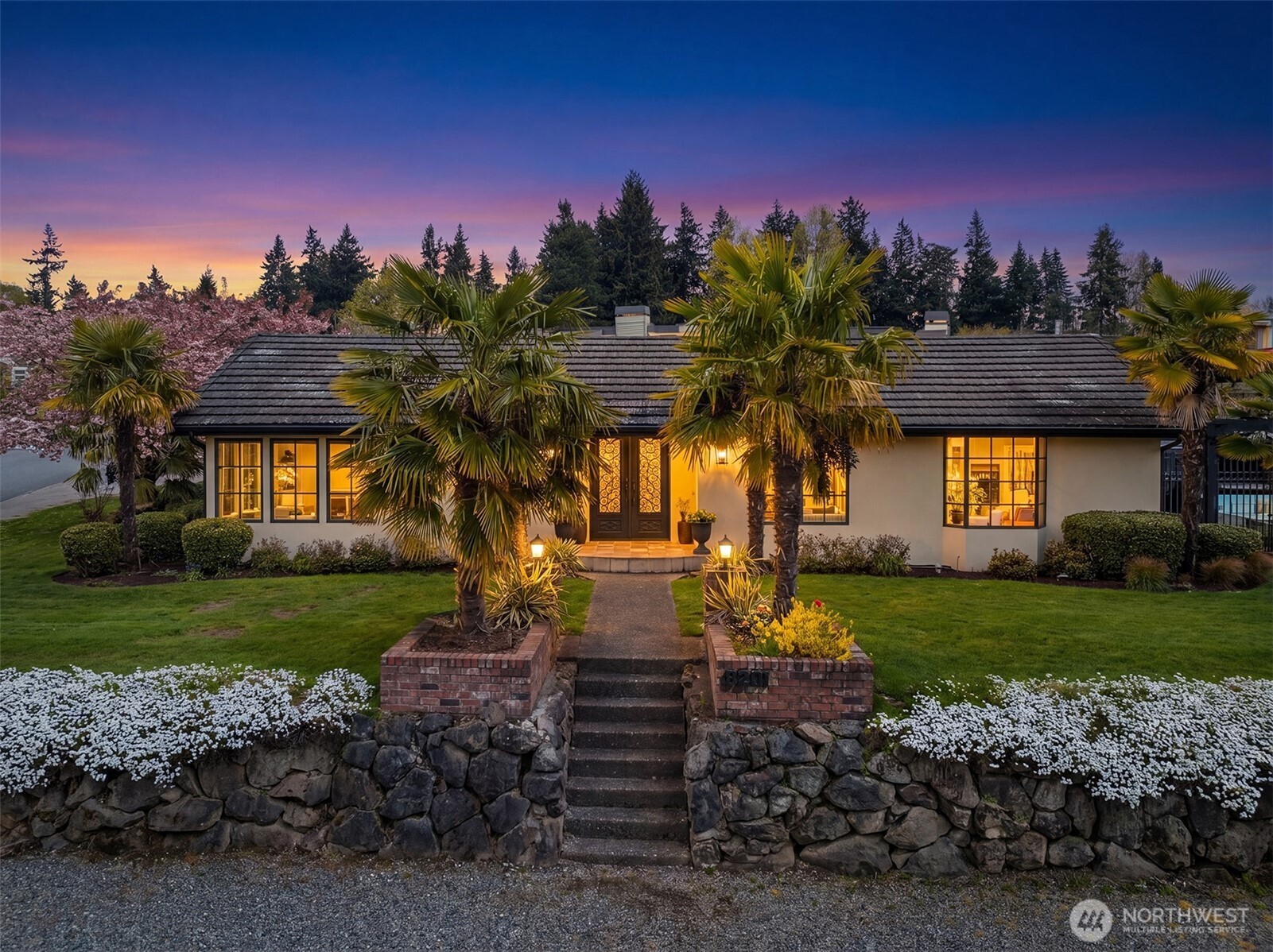 8201 SE 67th Street Mercer Island WA 98040