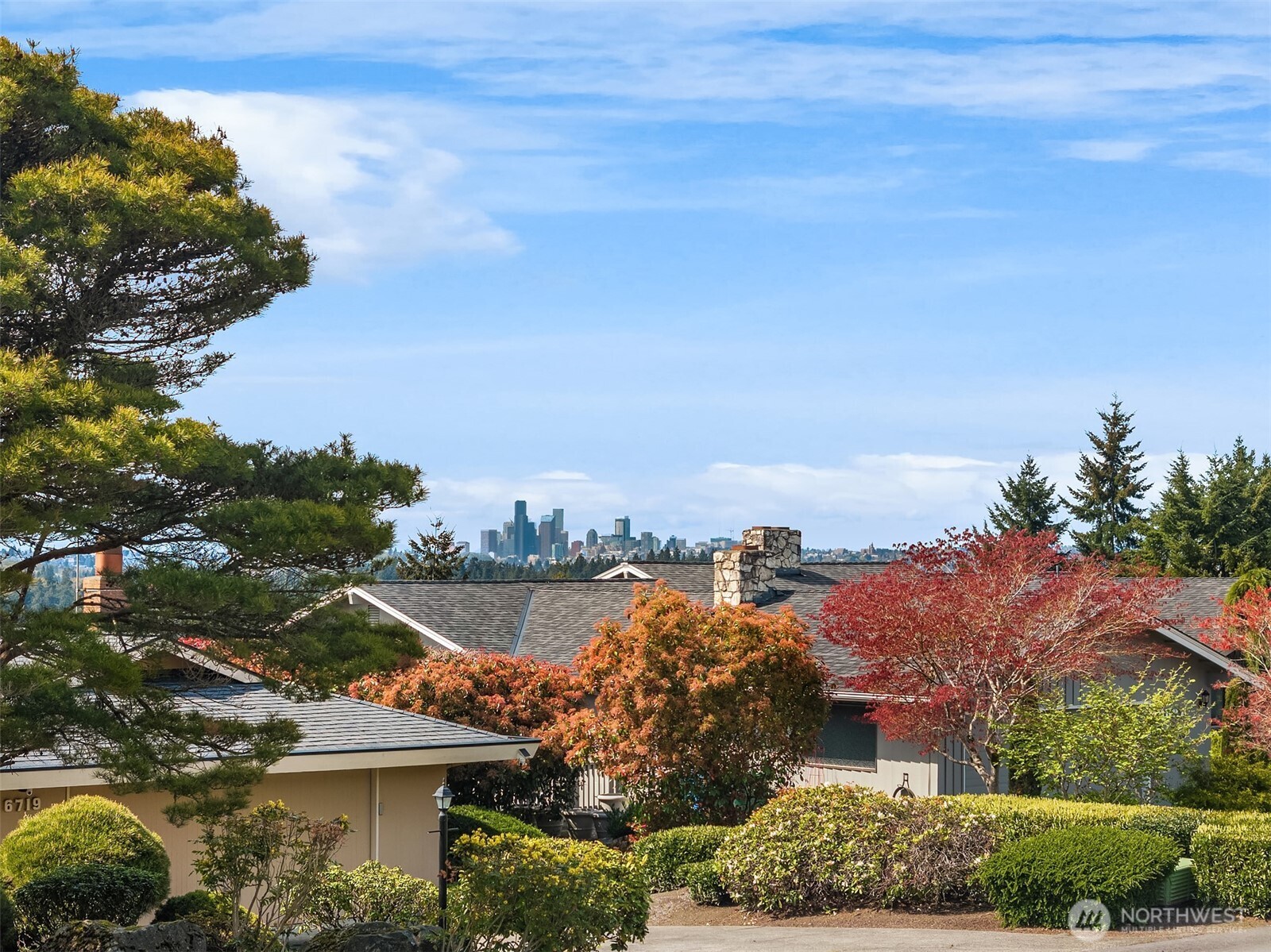 8201 SE 67th Street Mercer Island WA 98040