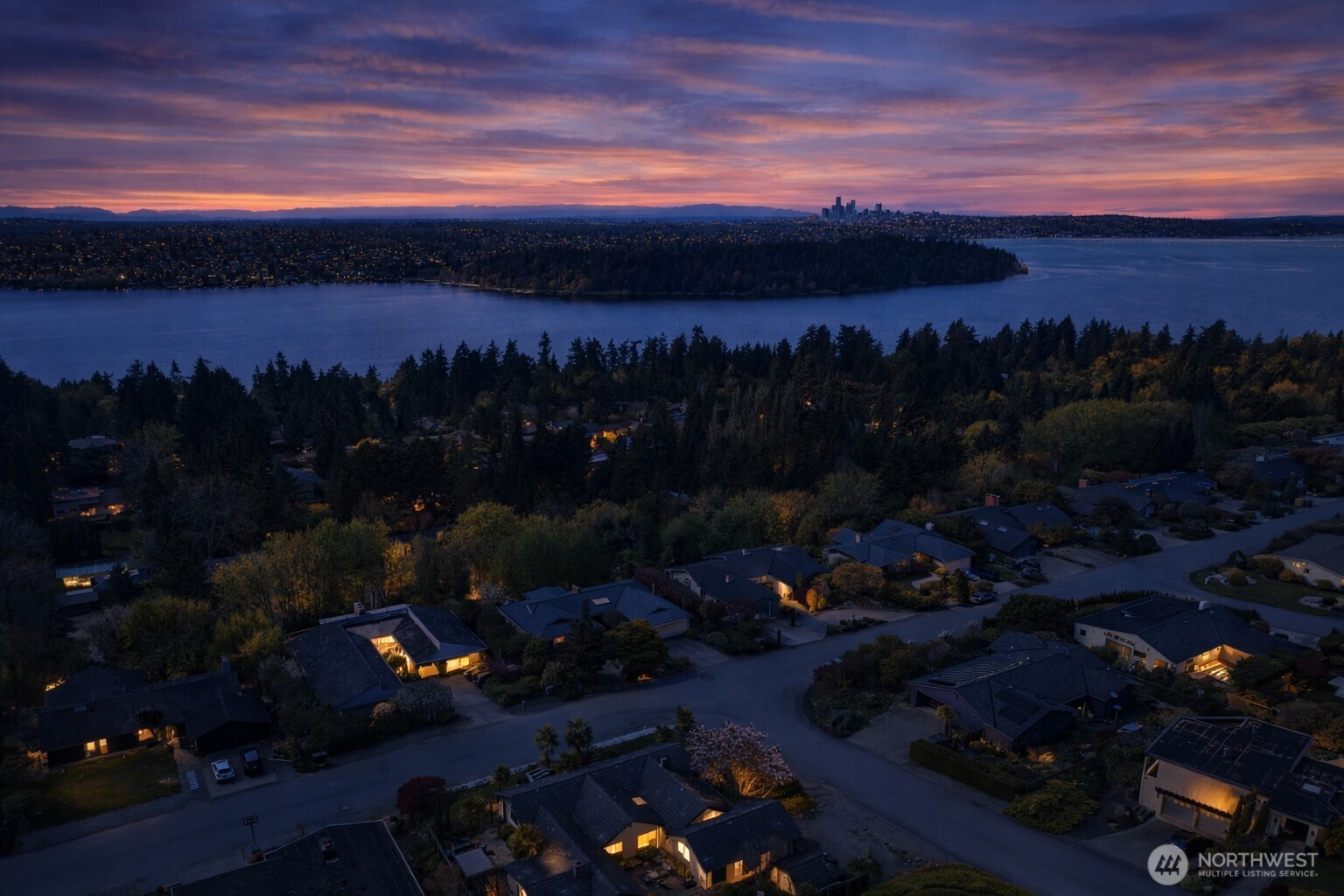 8201 SE 67th Street Mercer Island WA 98040