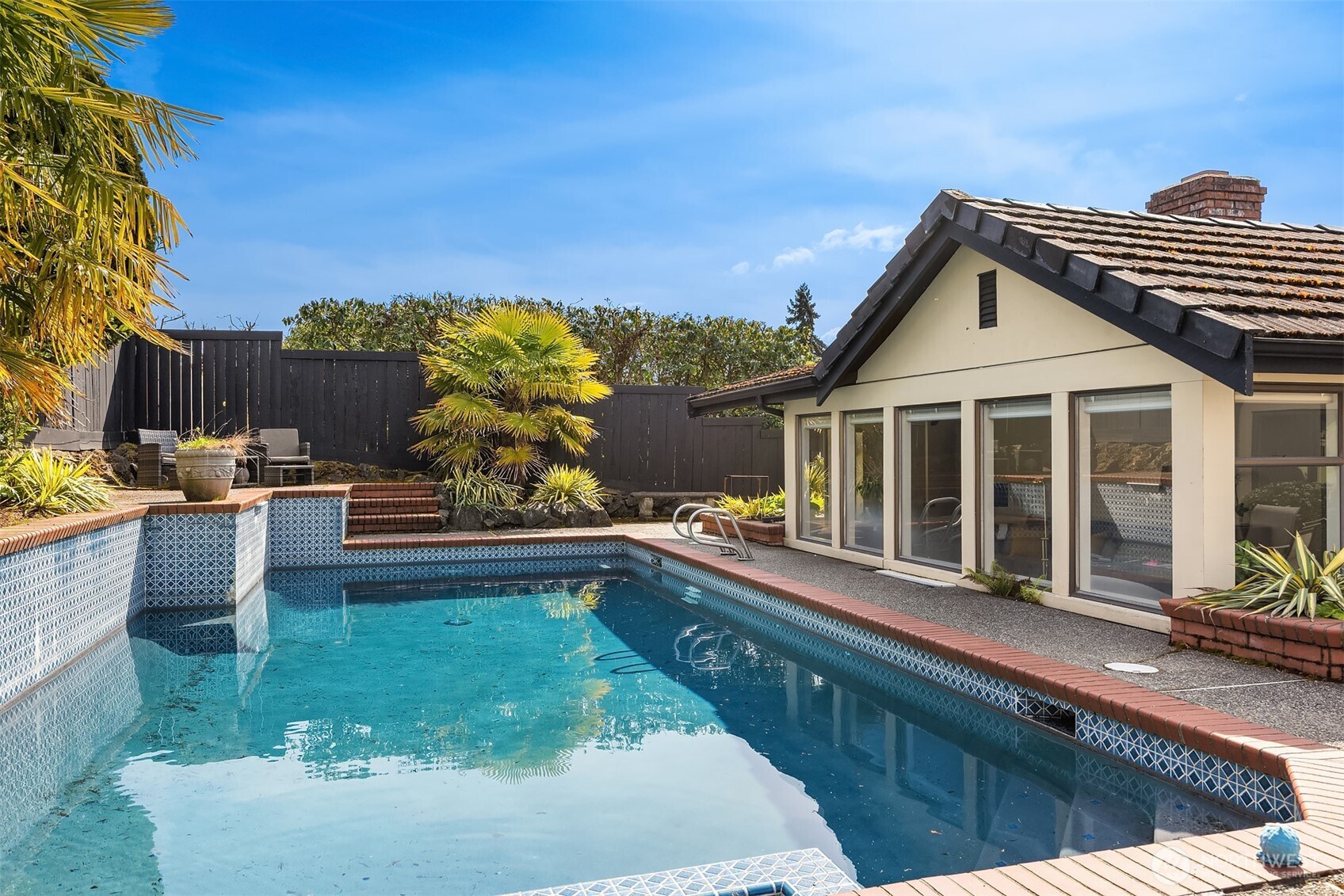 8201 SE 67th Street Mercer Island WA 98040