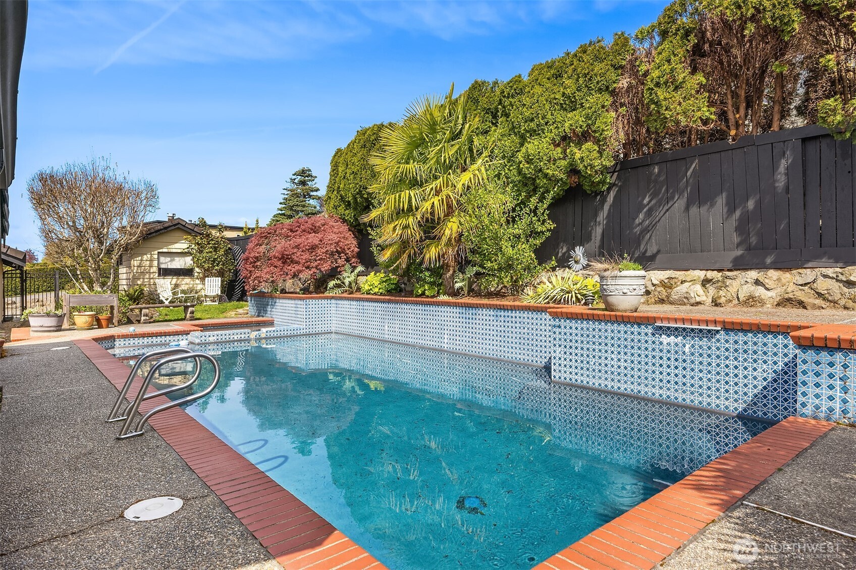 8201 SE 67th Street Mercer Island WA 98040