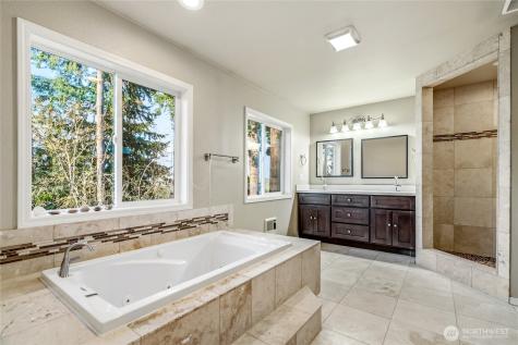 558 SW 298th Street Federal Way WA 98023