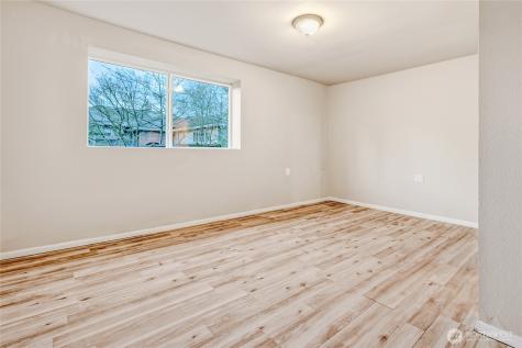 558 SW 298th Street Federal Way WA 98023
