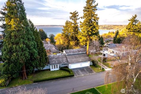 558 SW 298th Street Federal Way WA 98023