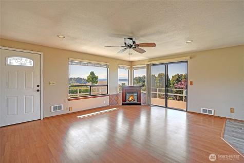 305 Melissa Street Camano Island WA 98282