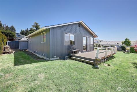 305 Melissa Street Camano Island WA 98282