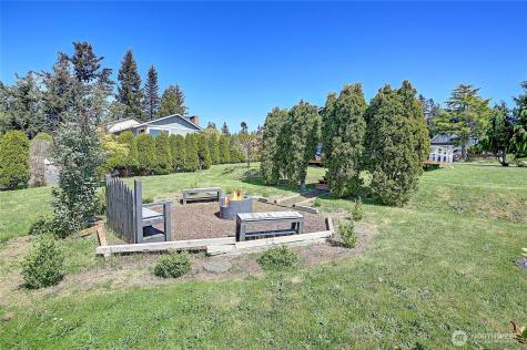 305 Melissa Street Camano Island WA 98282
