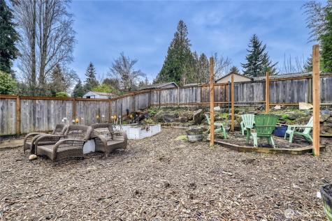 18517 44th Avenue W Lynnwood WA 98037