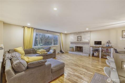 18517 44th Avenue W Lynnwood WA 98037