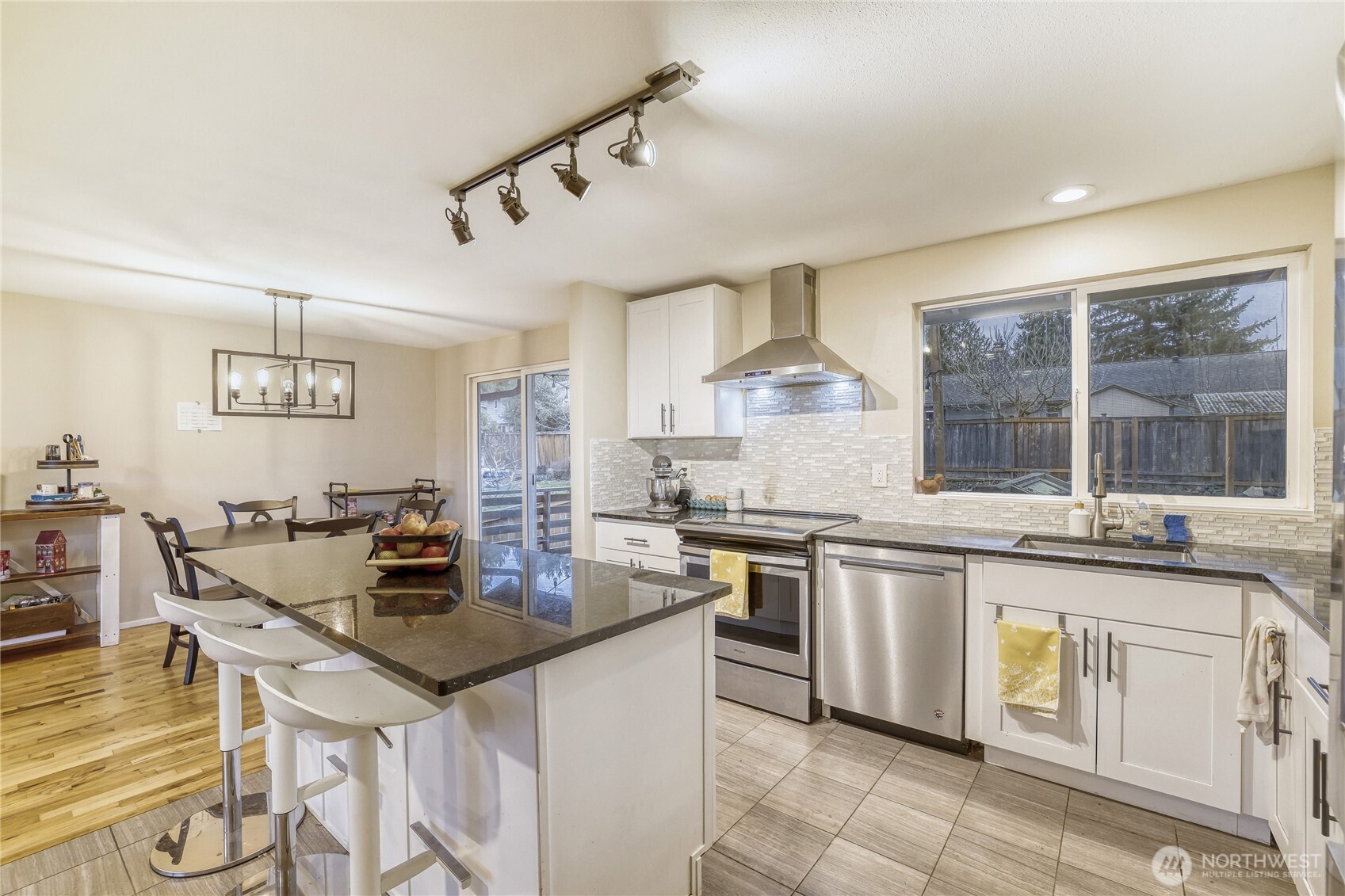 18517 44th Avenue W Lynnwood WA 98037