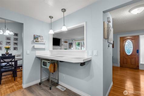 20806 23rd Avenue W Lynnwood WA 98036