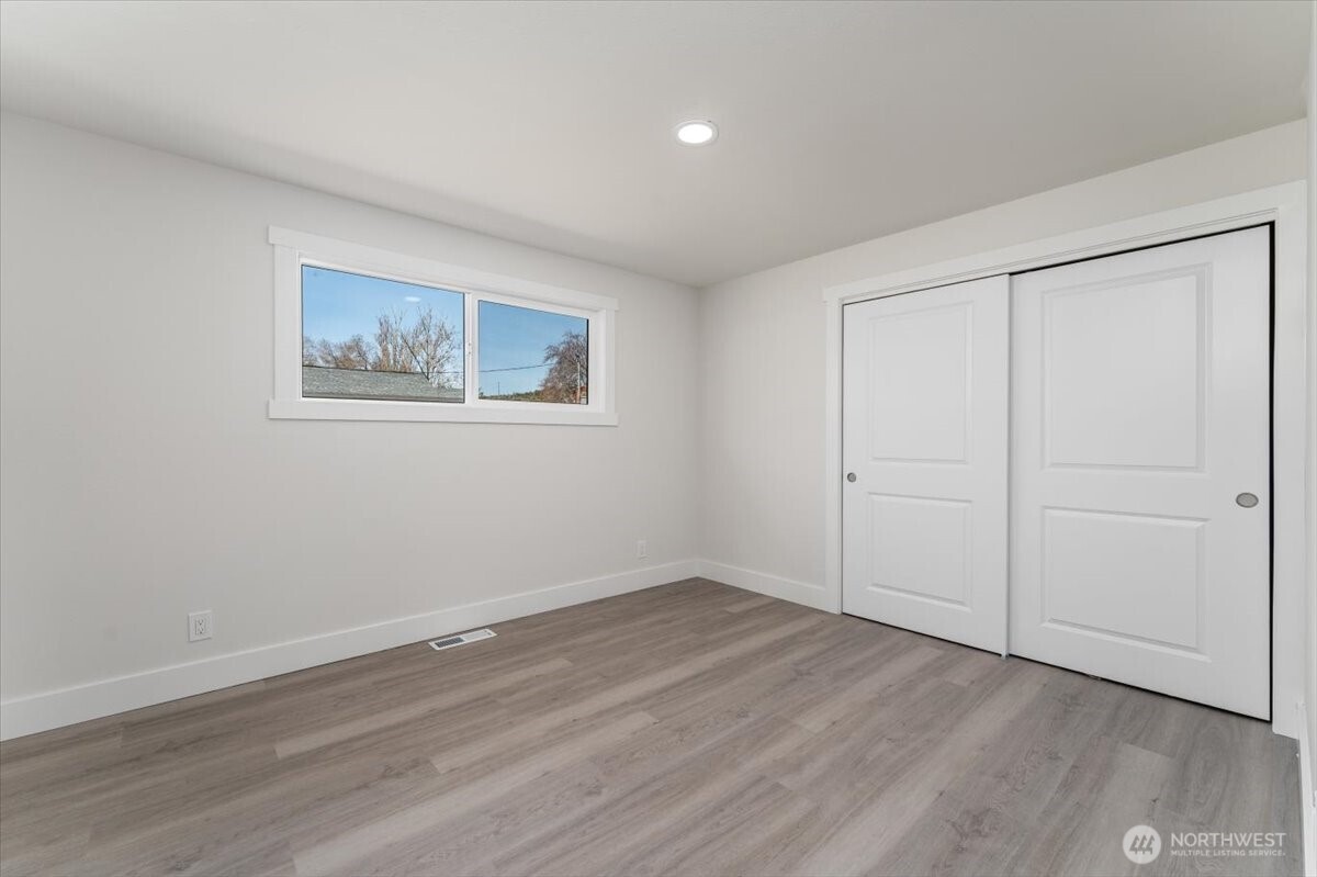 916 E Johnson Avenue Chelan WA 98816