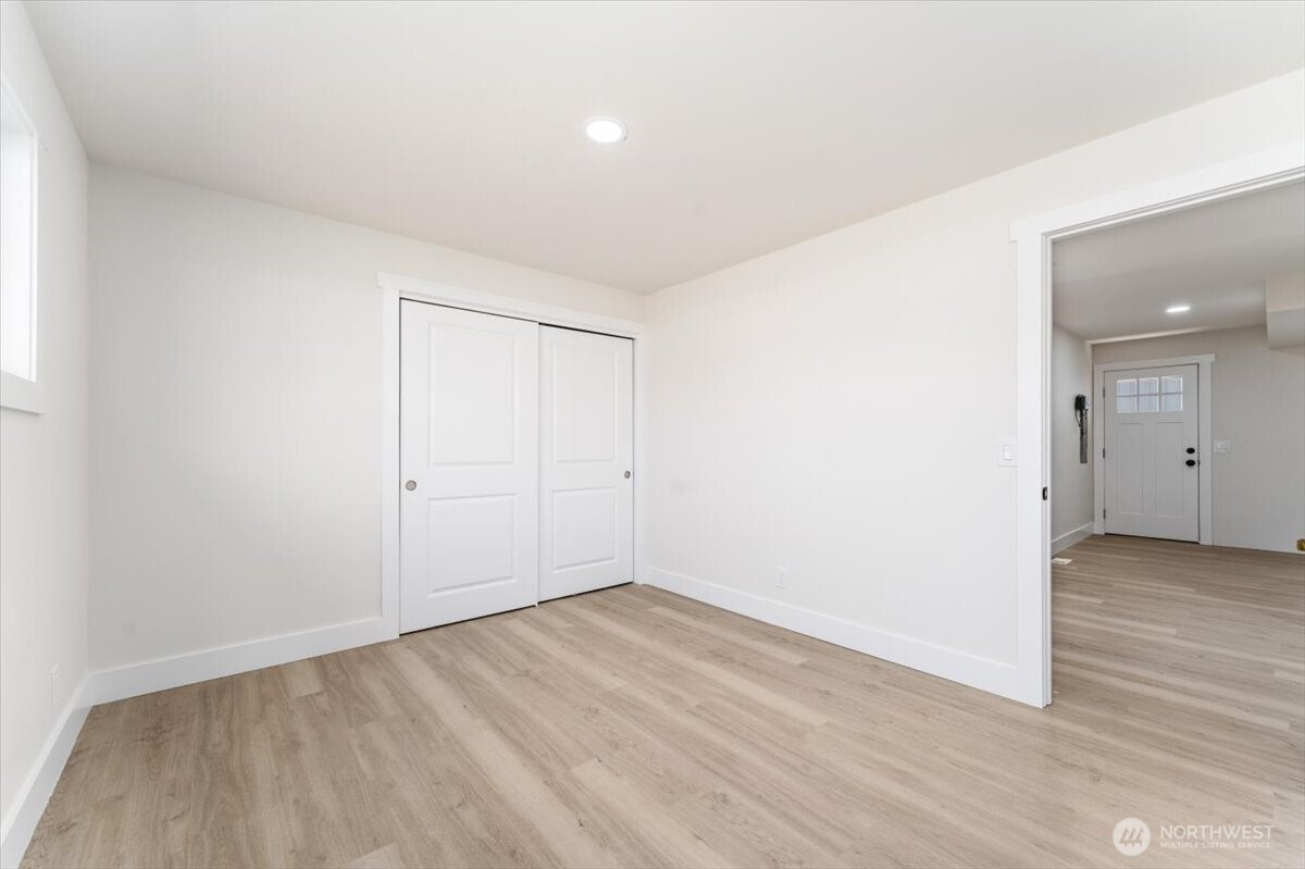 916 E Johnson Avenue Chelan WA 98816