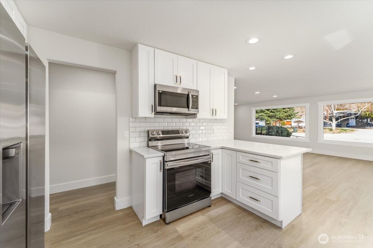 916 E Johnson Avenue Chelan WA 98816
