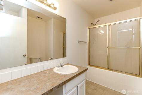 7017 179th Street Ct E Puyallup WA 98375